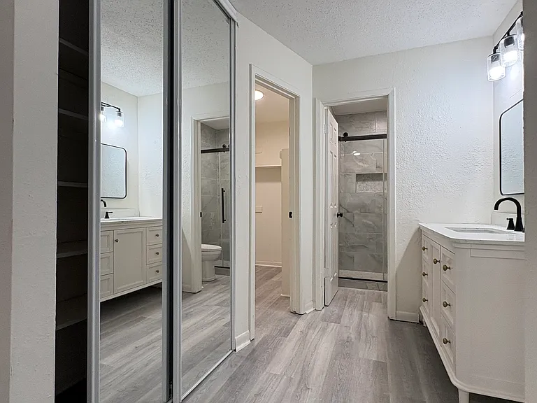 5311 Green Hazel Ct — Photo 6