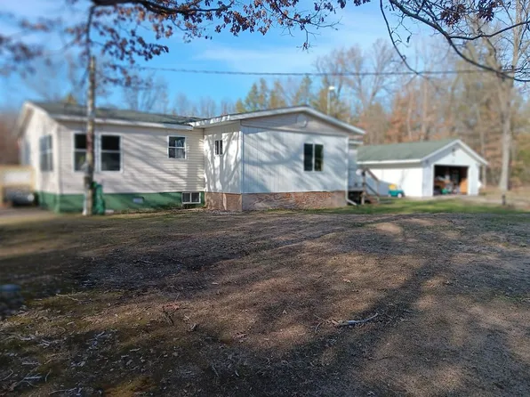 5216 W 52nd St, Baldwin, MI 49304