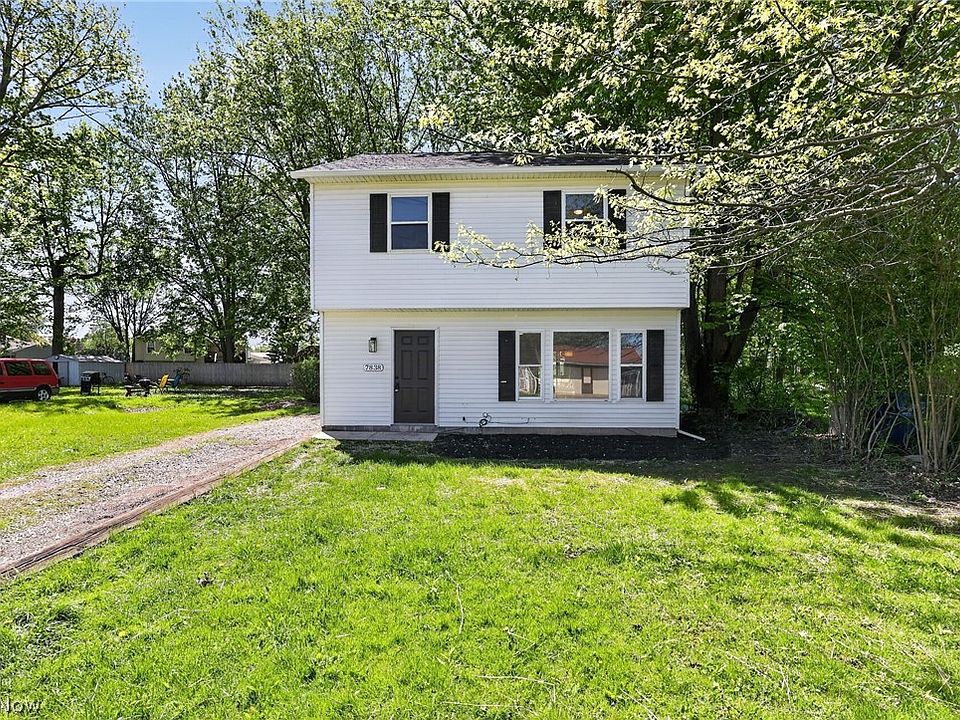 1st image of 7838 Linden St