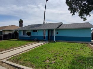 1138 E Donovan Rd, Santa Maria, CA 93454