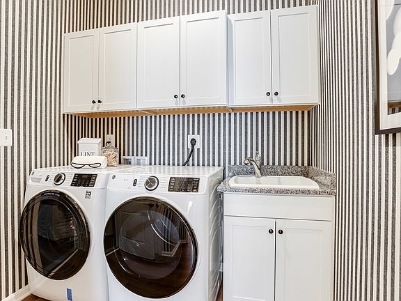Convenient laundry room
