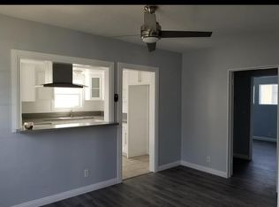 1720 W 105th St, Los Angeles, CA 90047