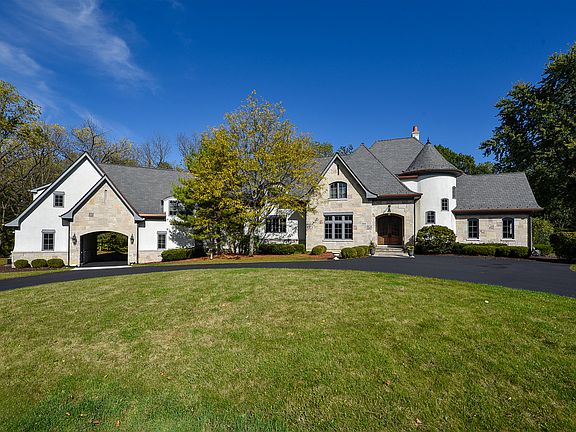2nd image of 223 Highland Rd