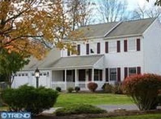 2318 Bromley Dr, Gilbertsville, PA 19525