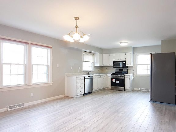 Dining, Kitchen