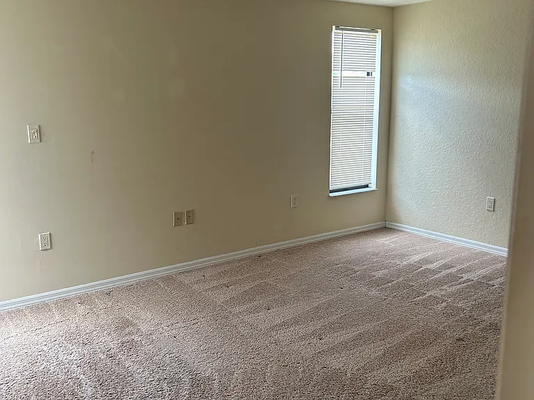 5482 Mariner Blvd — Photo 8