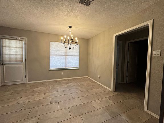 4th image of 3805 N Garden Ave
