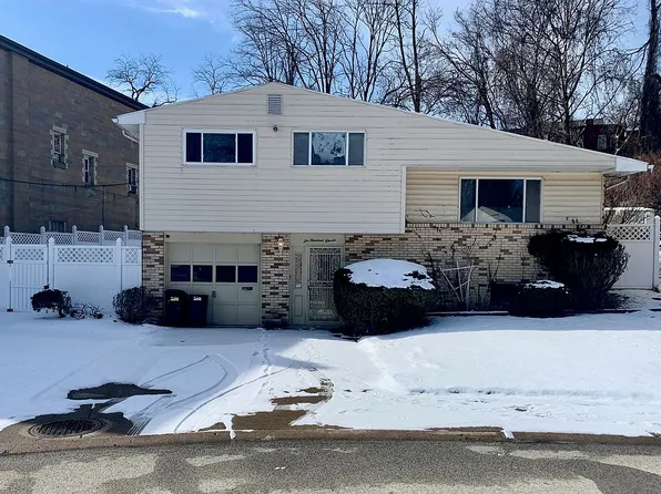 611 Francis Ct, Pittsburgh, PA 15219