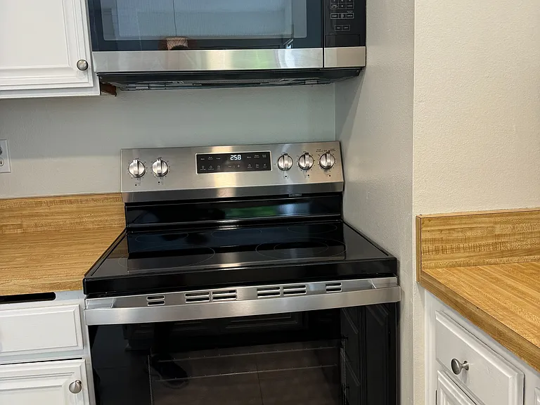 New Microwave and Range/Oven