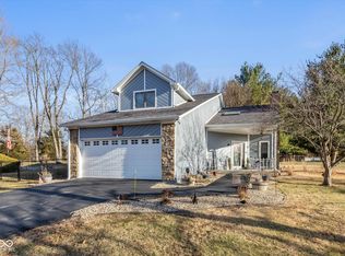 12189 N Cedarview Dr, Mooresville, IN 46158