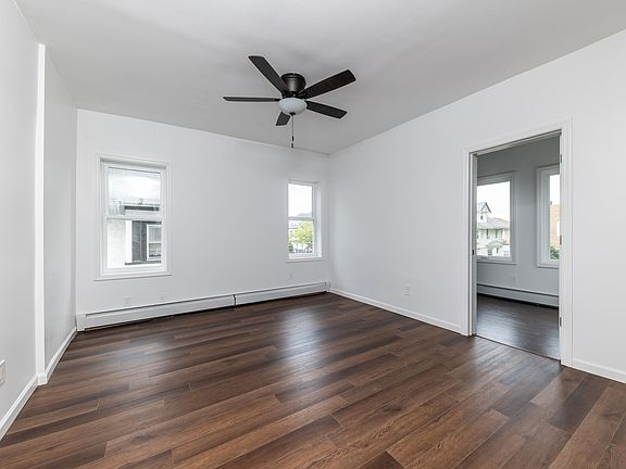 3rd image of 114 W Chester St #1