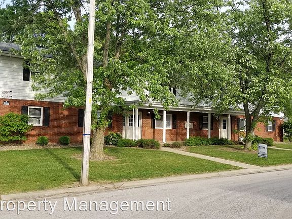 2nd image of 1004 Charlotte Dr APT C