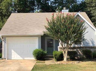 74 Lamplighter Rd, Pearl, MS 39208