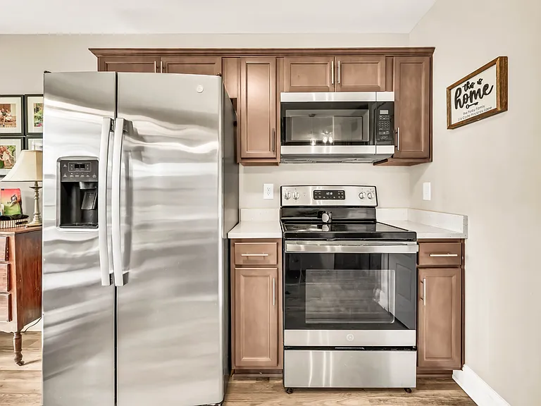 516 Castle Pinckney Ln — Photo 11