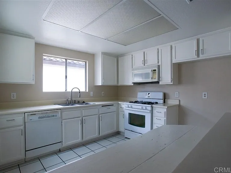 4743 Gardenia St — Photo 2