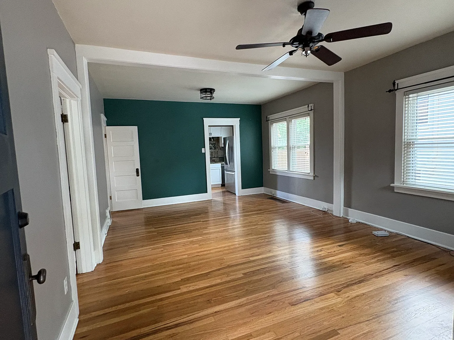 2 bed, 783 sqft, $2,900 — Photo 2