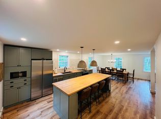 646 Ellsworth Rd, Blue Hill, ME 04614