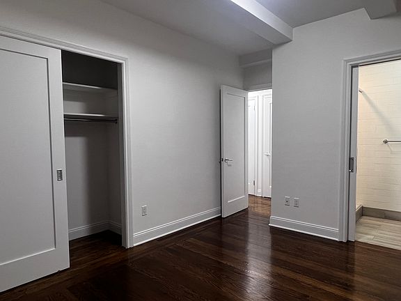 3rd image of 25 W 68th St #9C