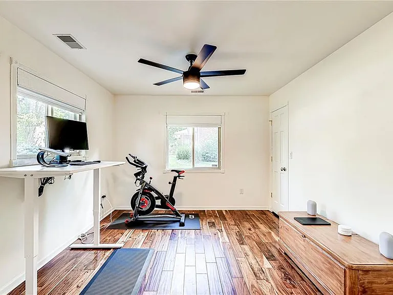 11050 Willowmere Dr — Photo 22