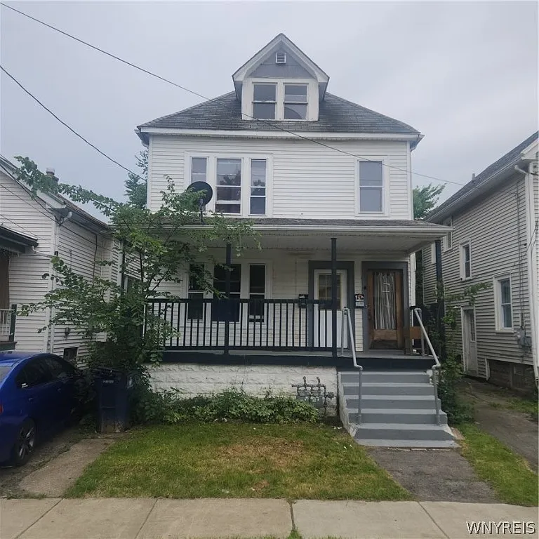 347 Riverside Ave photo 1