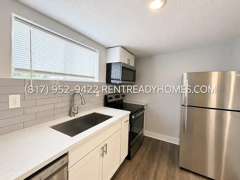 102 Anderson St — Photo 6