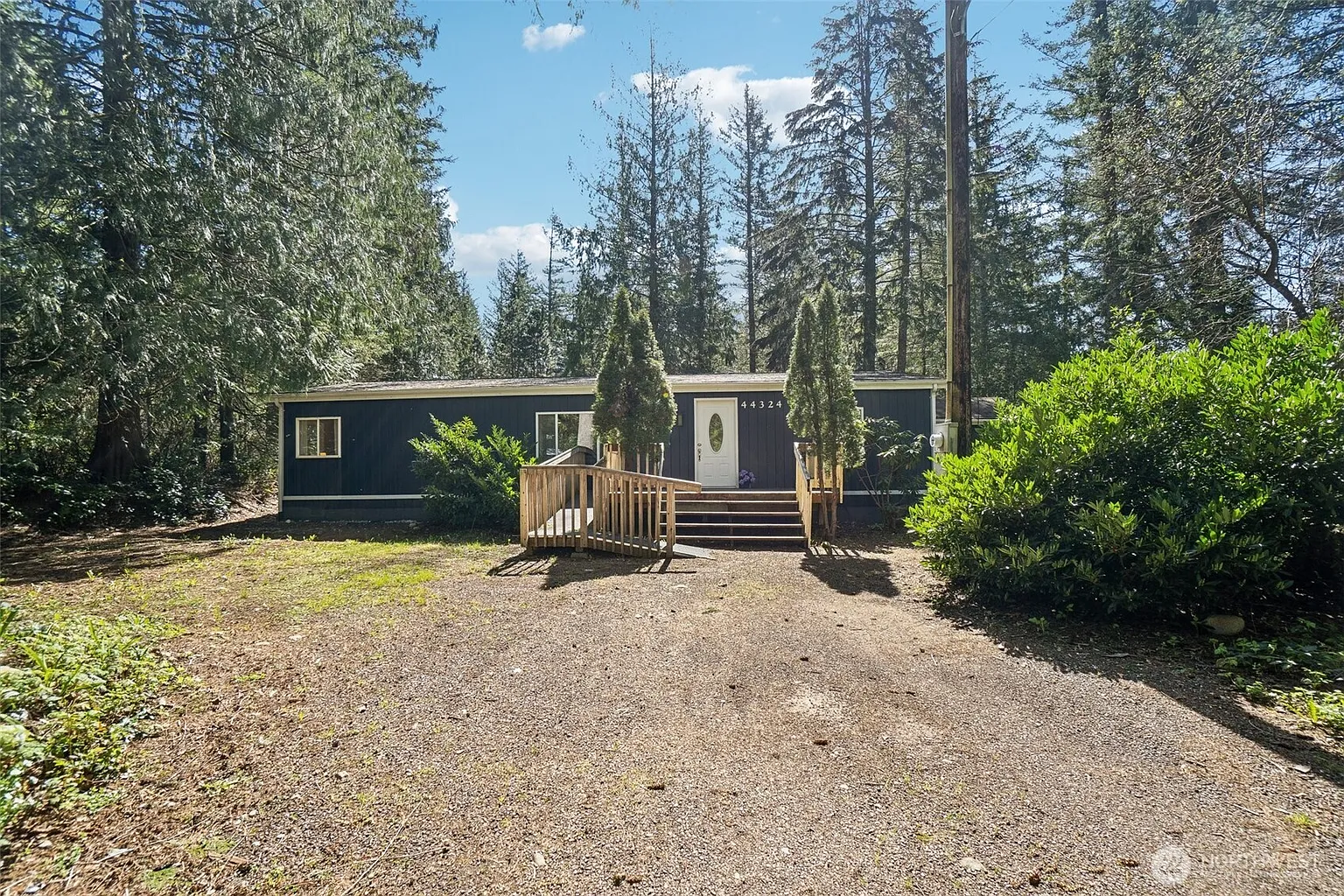 44324 Pine Road photo 1