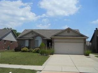 46066 Royal Dr, Chesterfield, MI 48051