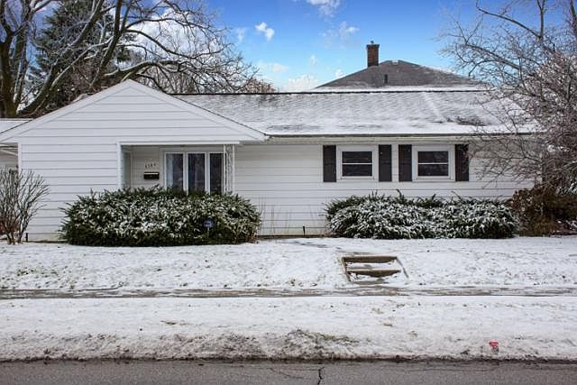 1st image of 1304 E Lasalle Ave