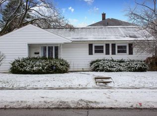 1304 E Lasalle Ave, South Bend, IN 46617