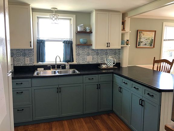 5th image of 41 Depot Pond Road