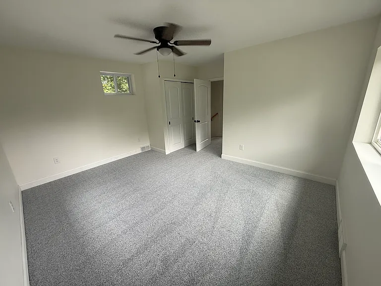 4960 E Sprague Rd — Photo 5