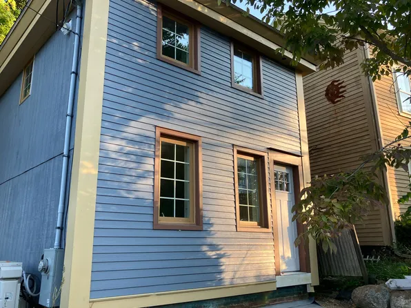 14 School St N, Barre, MA 01005