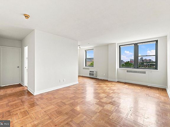 5th image of 2601 Pennsylvania Ave APT 847