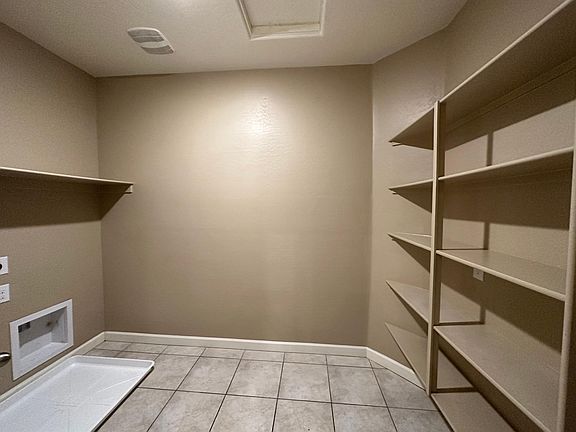 4th image of 4114 W Alabama Ln