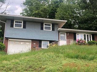 601 Mount Aetna Blvd, Connellsville, PA 15425