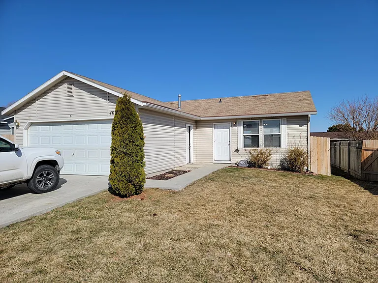 4001 Hickman St — Photo 1