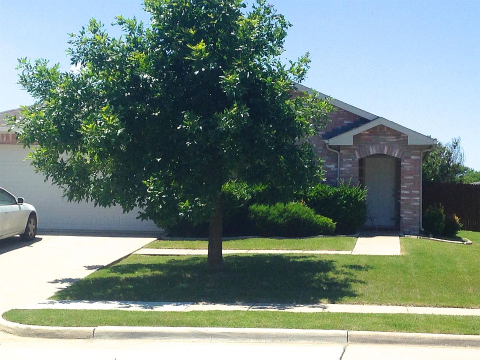 1616 Wynfield Drive, Little Elm TX