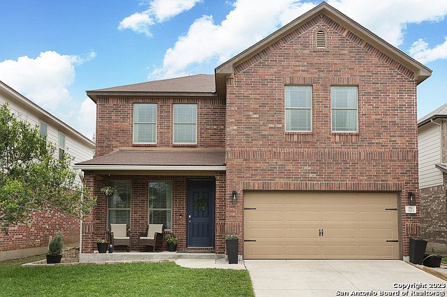 1st image of 923 SPELLO CIR