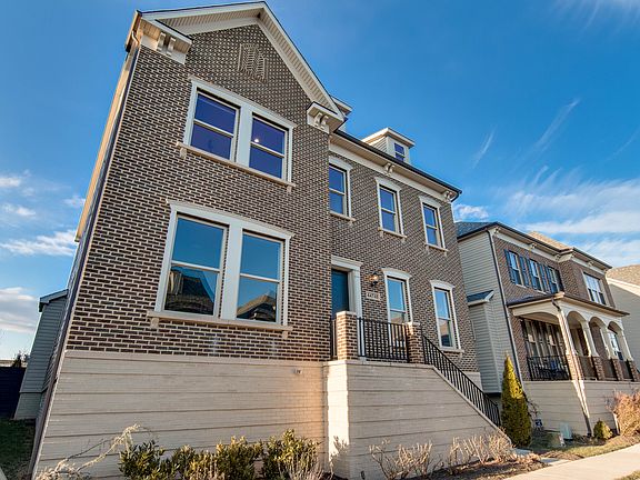 3rd image of 44748 Malden Pl