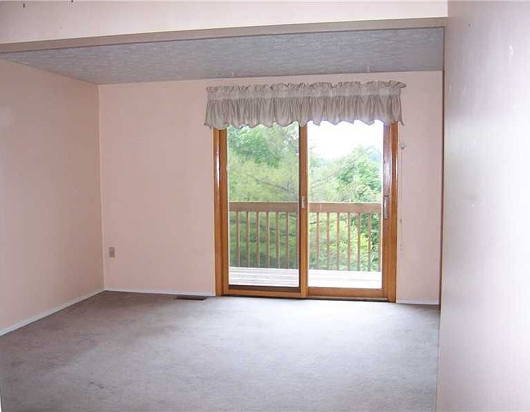 2nd image of 804 Bonnie Brae Dr