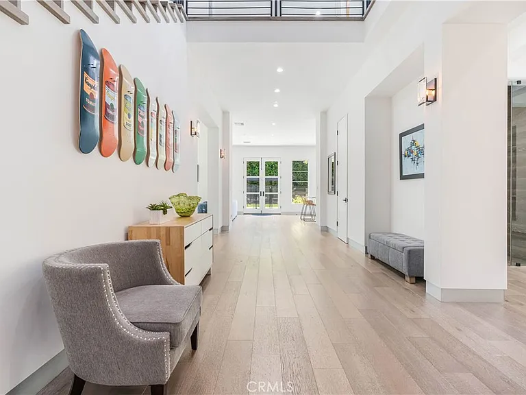 4435 Camellia — Photo 5