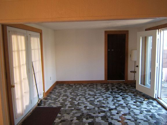 Slate Floor - Breezeway