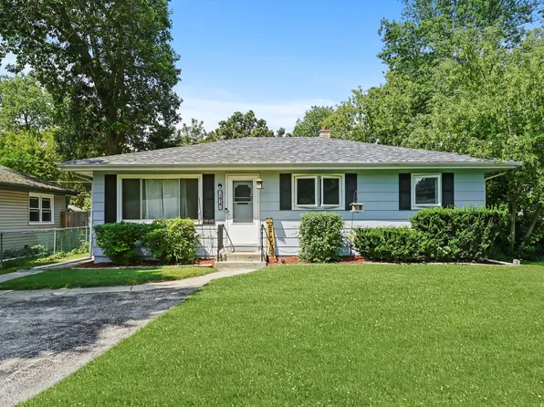 1218 Park Ave, Winthrop Harbor, IL 60096