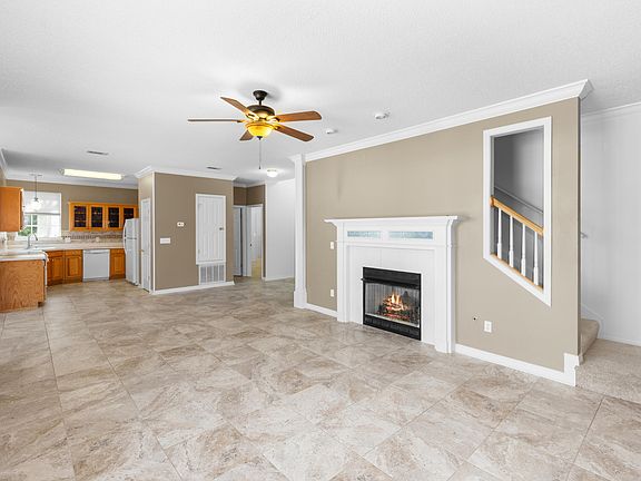5th image of 1184 N Bayshore Dr