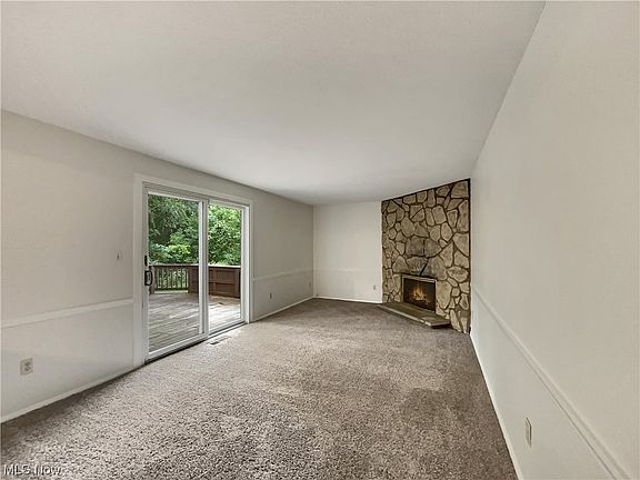 2nd image of 4666 Ledgewood Dr