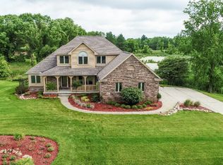 9487 Shyre Cir, Davison, MI 48423