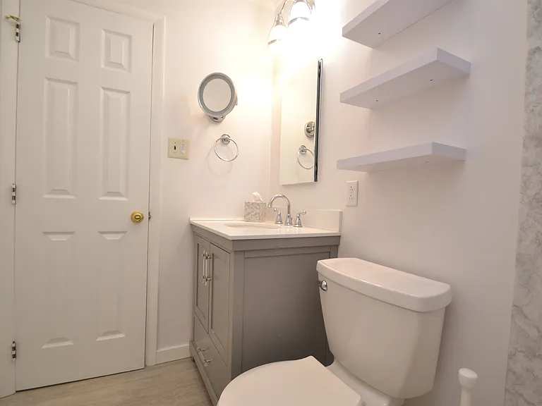806 Kingswood Dr — Photo 21