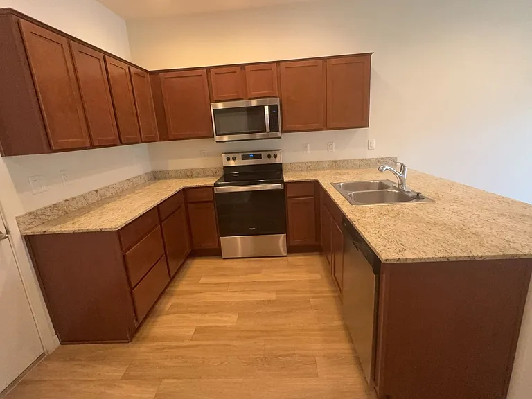 2350 S Olivewood #114 — Photo 14