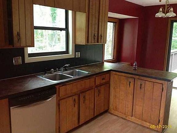 3rd image of 3920 Orange Wood Dr
