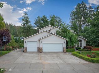 4078 N Huntercrest Dr, Coeur D Alene, ID 83815